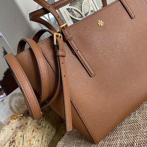 New ❤️ Tory Burch Emerson tote tan